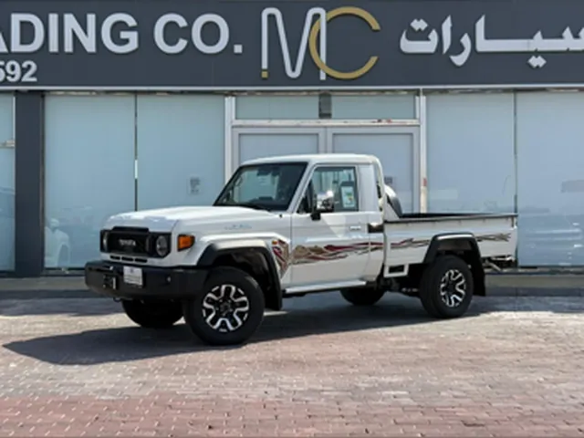 صورة 2025 تويوتا لاند كروزر LX