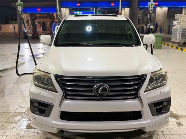 Photo of 2012 Lexus LX 570 S