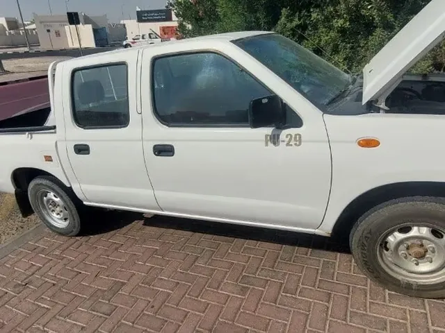 Photo of 2012 Nissan Pickup