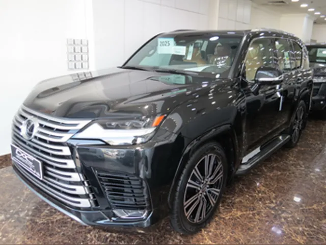 صورة 2025 لكزس LX 600 لكجري