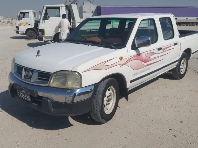 صورة 2006 نيسان لوريل 200L