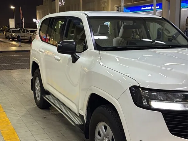 Photo of 2022 Toyota Land Cruiser GX