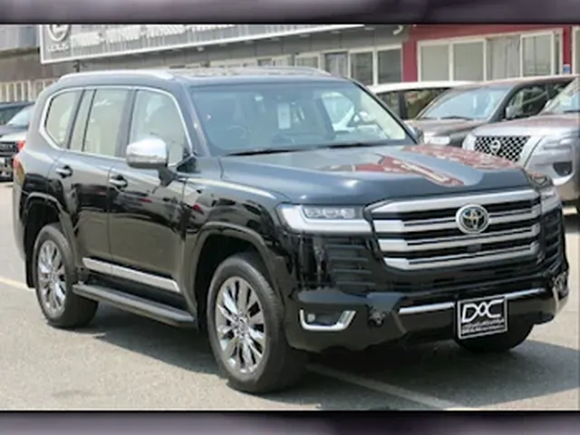 Photo of 2024 Toyota Land Cruiser VX