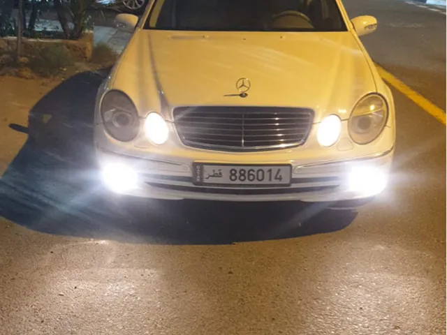 صورة 2003 مرسيدس-بنز E 240