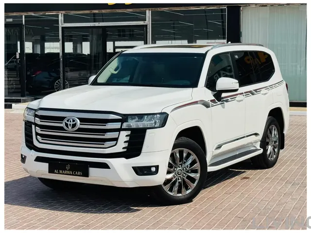 Photo of 2023 Toyota Land Cruiser GXR