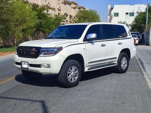 Photo of 2011 Toyota Land Cruiser VXR