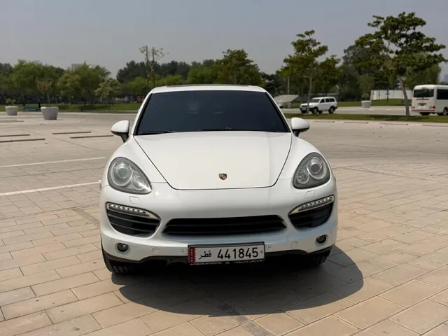 Photo of 2012 Porsche Cayenne S