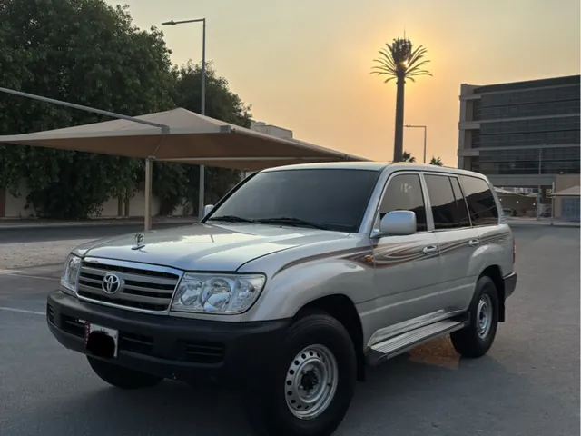 Photo of 2006 Toyota Land Cruiser GX