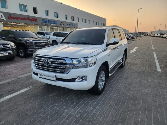 Photo of 2016 Toyota Land Cruiser VXR