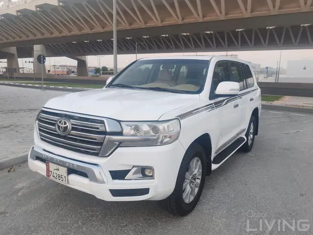 Photo of 2009 Toyota Land Cruiser GXR