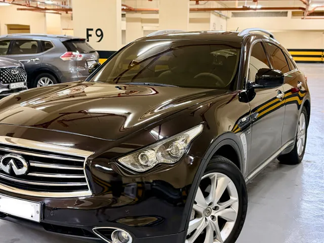 Photo of 2016 Infiniti QX70
