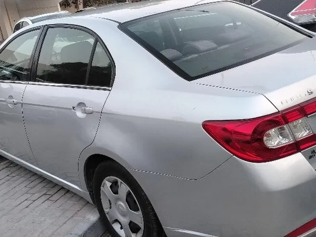 صورة 2011 شيفروليه أبيكا LS