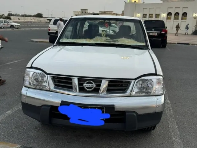 صورة 2012 نيسان بيك أب