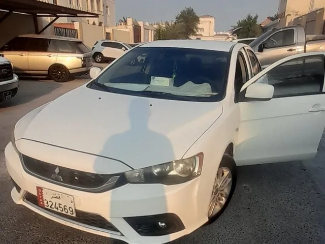 صورة 2015 ميتسوبيشي لانسر فورتيس
