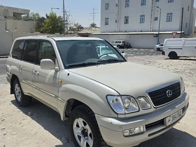 صورة 2004 لكزس LX 470
