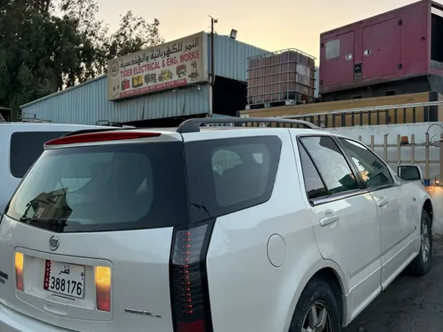 صورة 2007 كاديلاك SRX 4