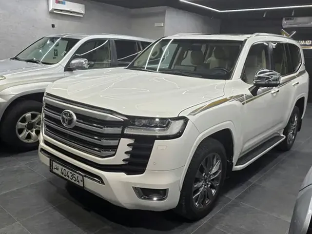 Photo of 2022 Toyota Land Cruiser VX