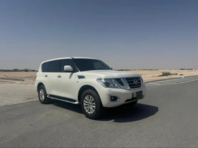صورة 2014 نيسان باترول SE