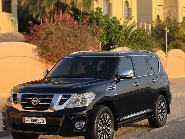 Photo of 2012 Nissan Patrol LE