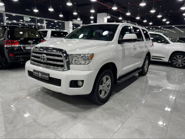 Photo of 2015 Toyota Sequoia
