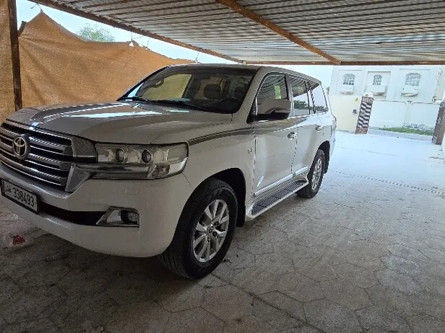 Photo of 2016 Toyota Land Cruiser VXR
