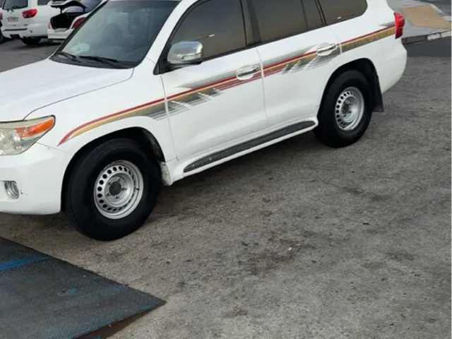 Photo of 2008 Toyota Land Cruiser GXR