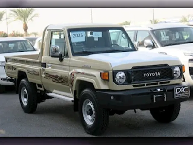 صورة 2025 تويوتا لاند كروزر LX