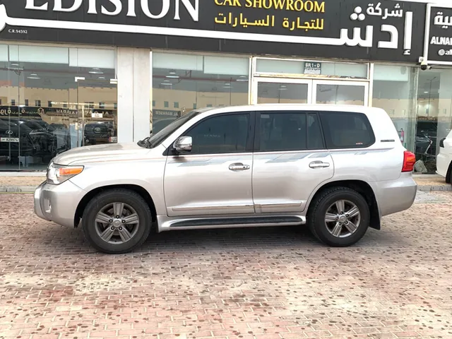 Photo of 2015 Toyota Land Cruiser GXR