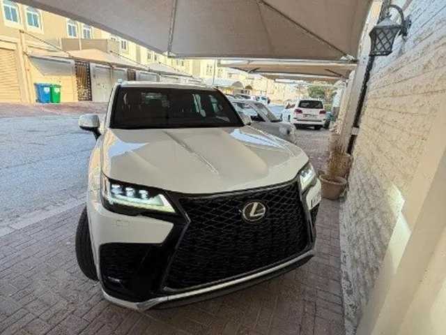 Photo of 2023 Lexus GX 550