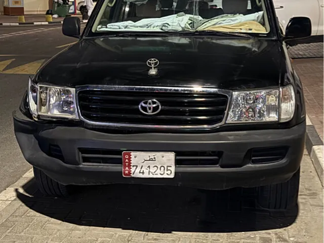 Photo of 2000 Toyota Land Cruiser G