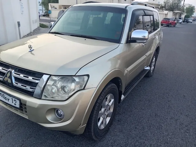 صورة 2014 ميتسوبيشي باجيرو GLS