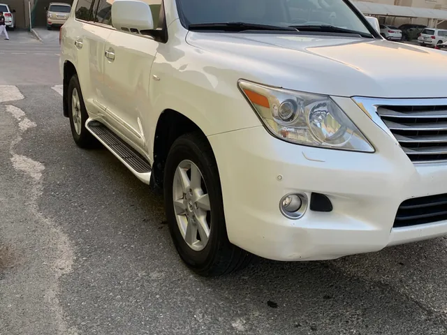 Photo of 2008 Lexus LX 600