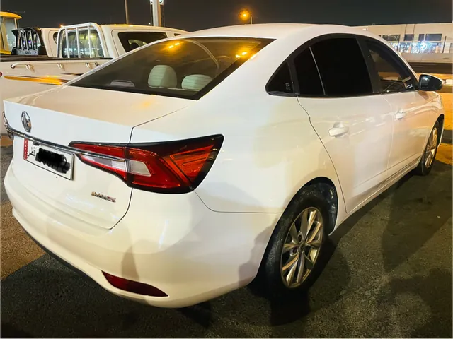 صورة 2021 إم جي 5