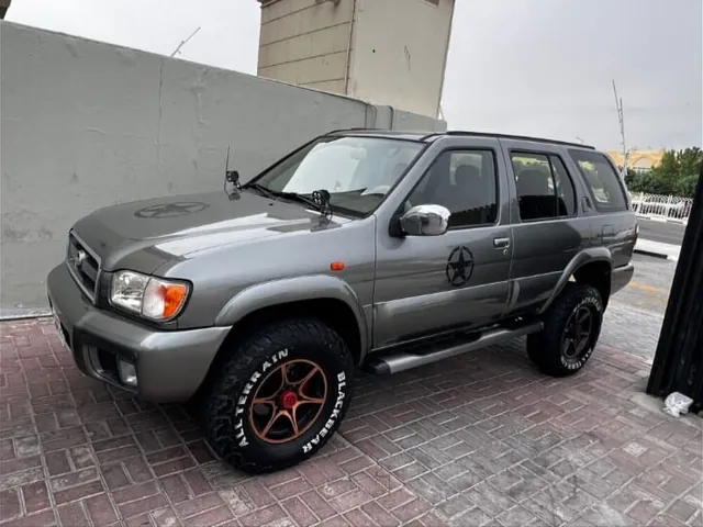 Photo of 2005 Nissan Pathfinder SL
