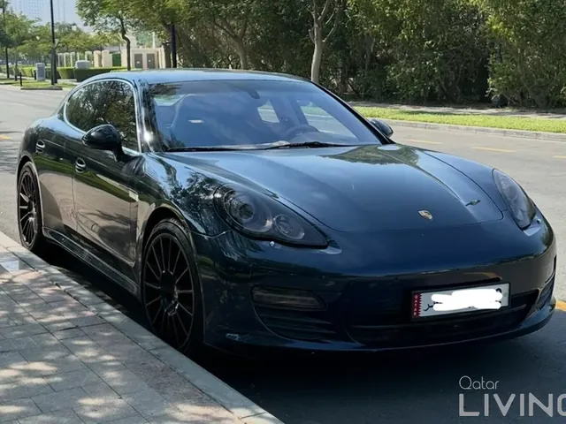 Photo of 2012 Porsche Panamera S