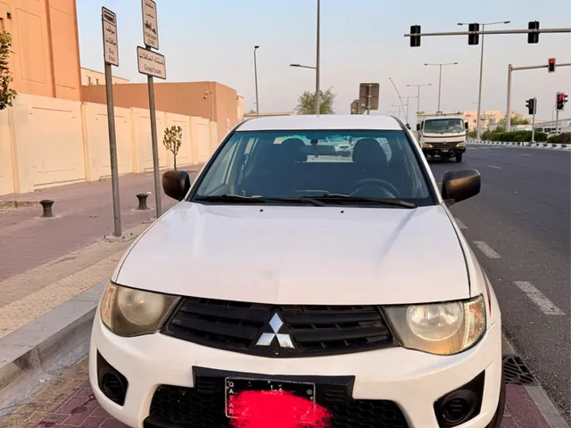 صورة 2015 ميتسوبيشي L200