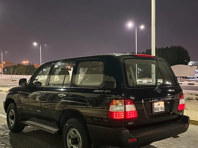 Photo of 2006 Toyota Land Cruiser GX