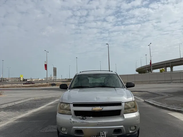 Photo of 2011 Chevrolet Suburban LT