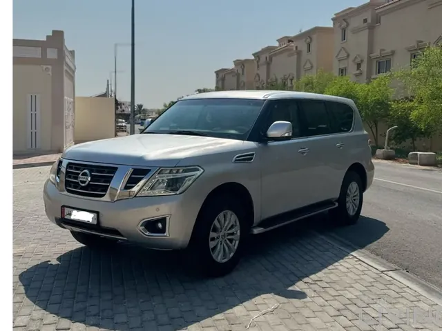 صورة 2017 نيسان باترول SE