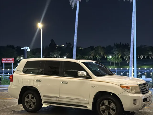 Photo of 2012 Toyota Land Cruiser VXR