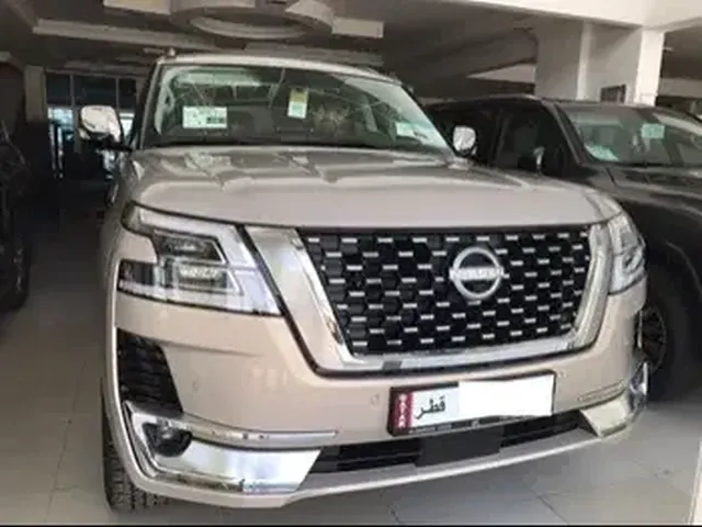 صورة 2023 نيسان باترول بلاتينيوم