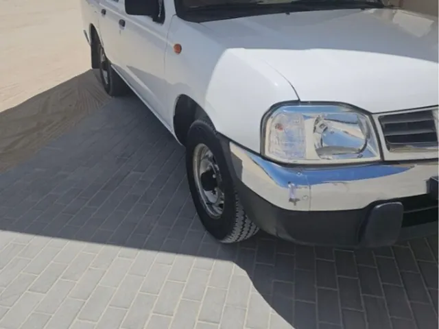 صورة 2014 نيسان بيك أب