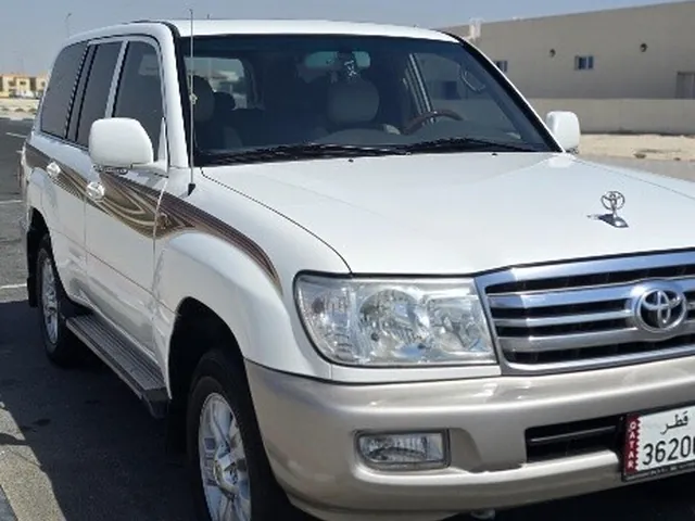 صورة 2007 تويوتا لاند كروزر GX