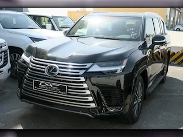 صورة 2024 لكزس LX 600 لكجري
