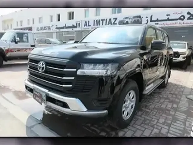 صورة 2024 تويوتا لاند كروزر GX
