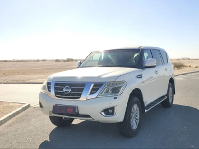 صورة 2014 نيسان باترول SE