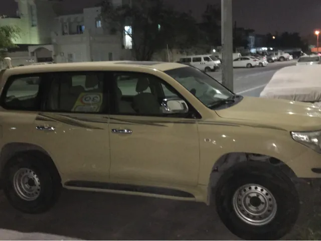 Photo of 2011 Toyota Land Cruiser GXR