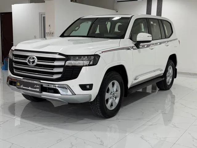 Photo of 2026 Toyota Land Cruiser GXR