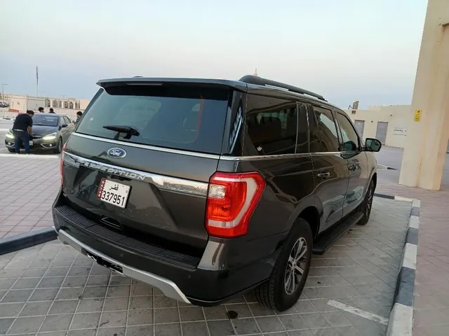 صورة 2019 فورد إكسبيديشن XLT