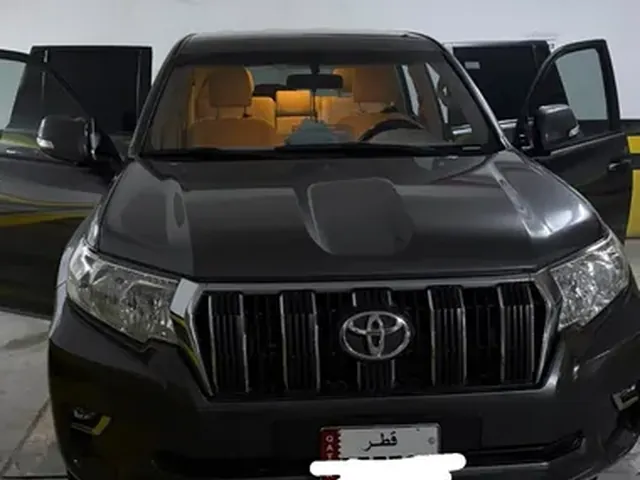 صورة 2018 تويوتا لاند كروزر برادو